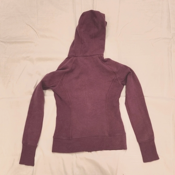EUC Lululemon Athletica Scuba Full Zip Hoodie, Deep Purpe/Burgundy, Size 6 - Picture 4 of 9